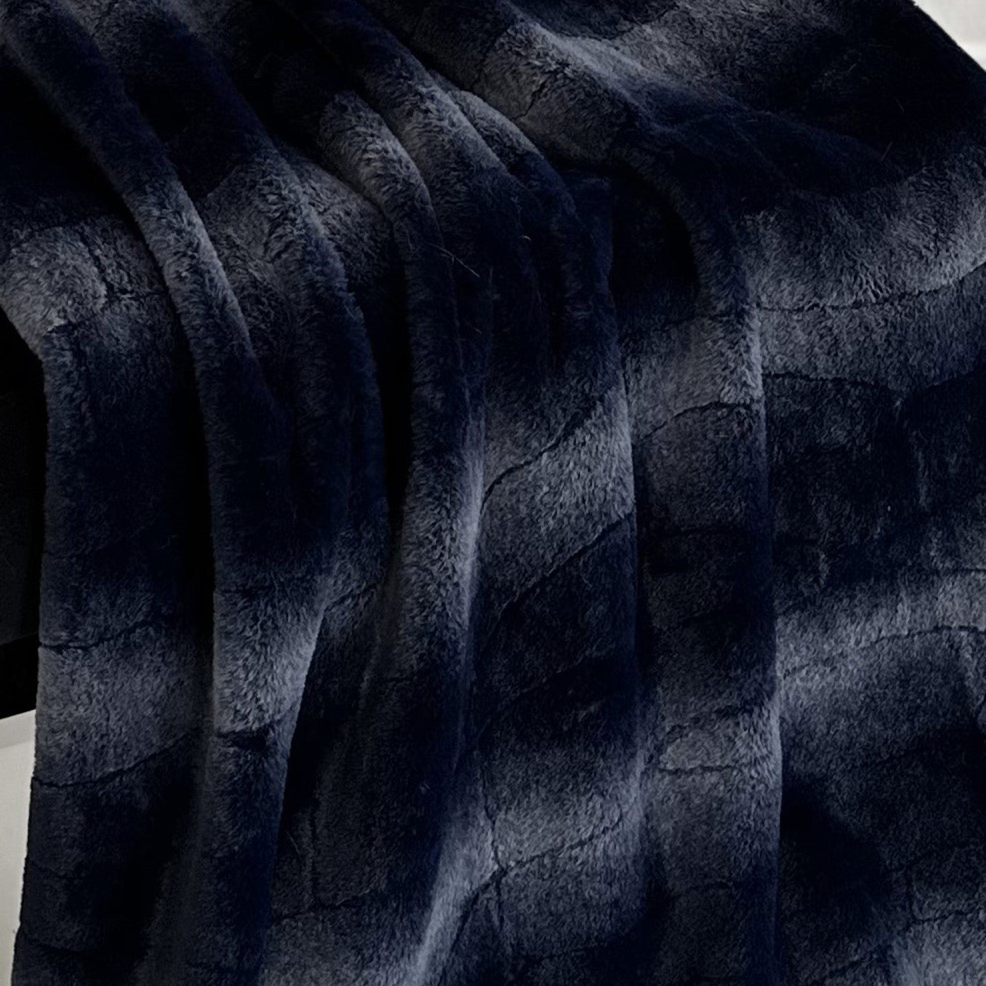 Luxurious Blue Ink Faux Fur Throw Blanket: Indulge in Ethical Elegance and Unmatched Softness