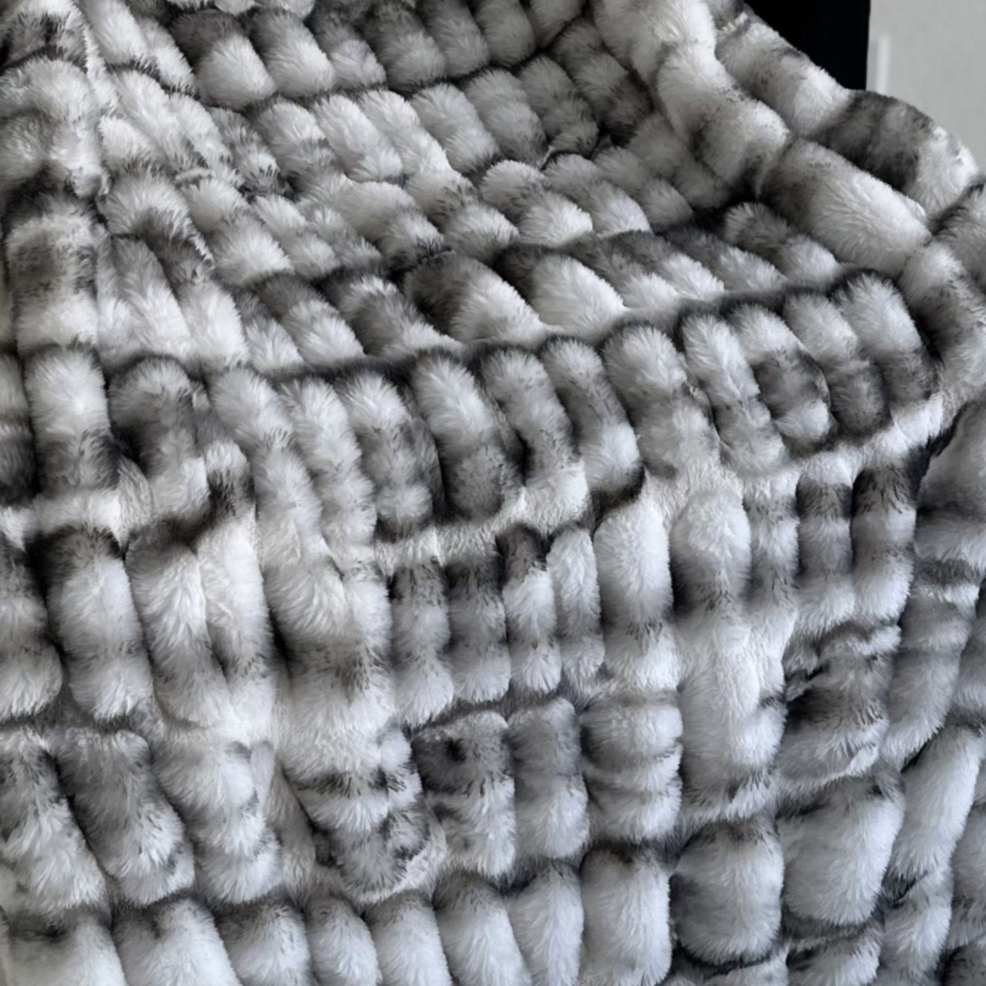 Off White Sherpa Faux Fur Luxury Throw Blanket