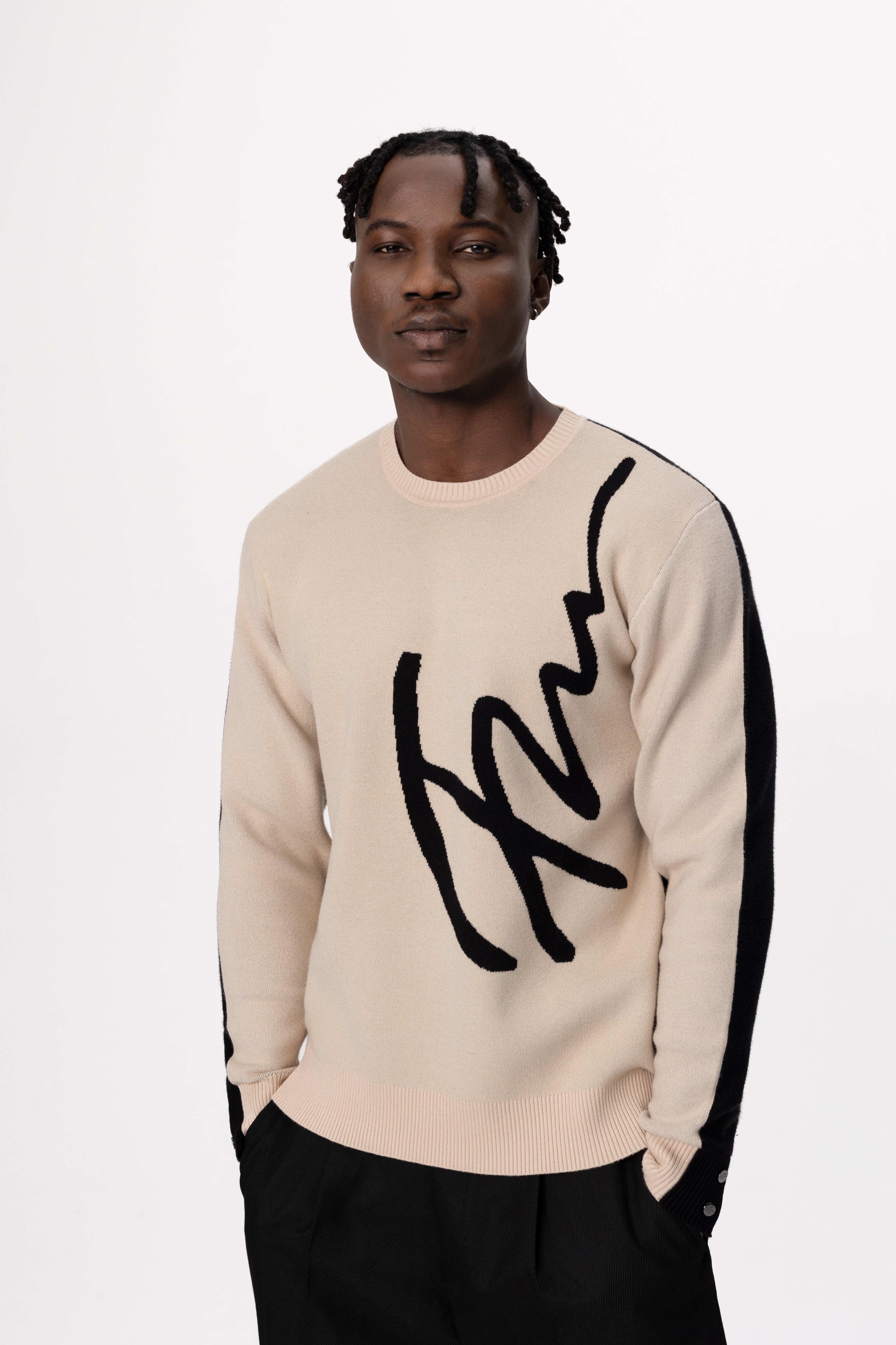 Jacquard Fine Knit Sweater – Sophistication Meets Comfort