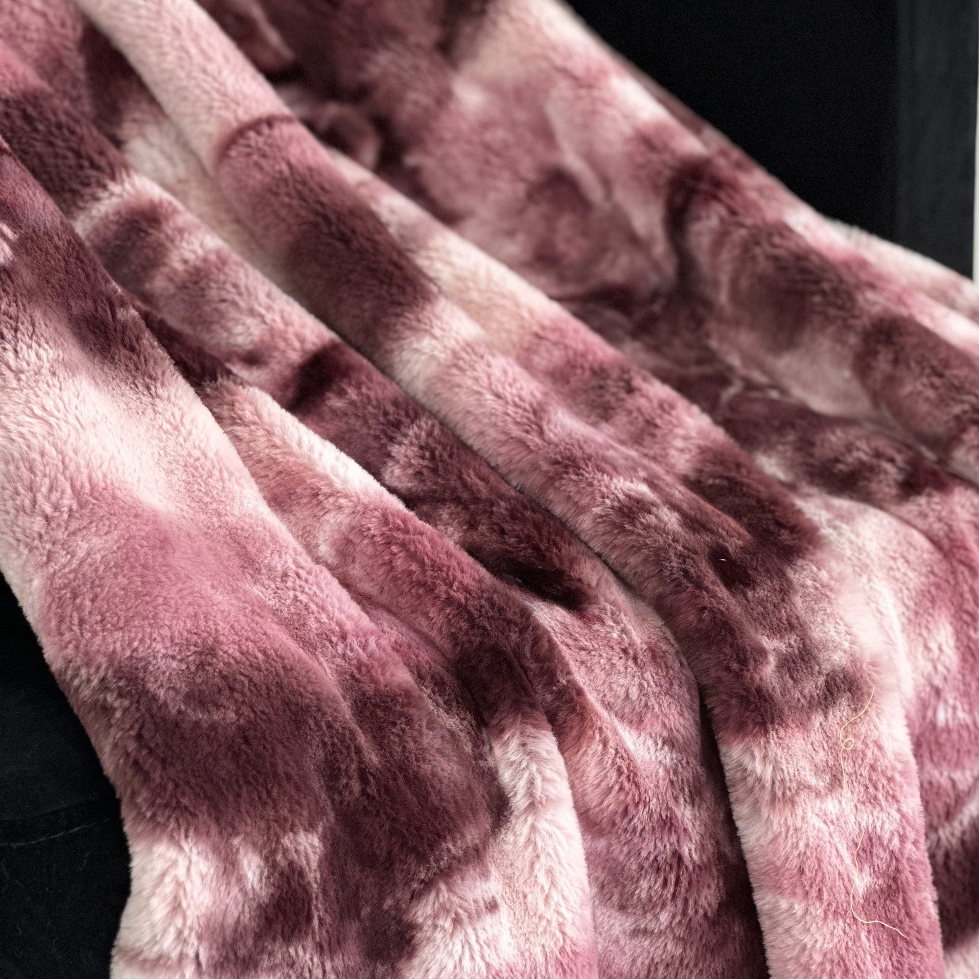 Rose Fureal Faux Fur Luxury Throw Blanket