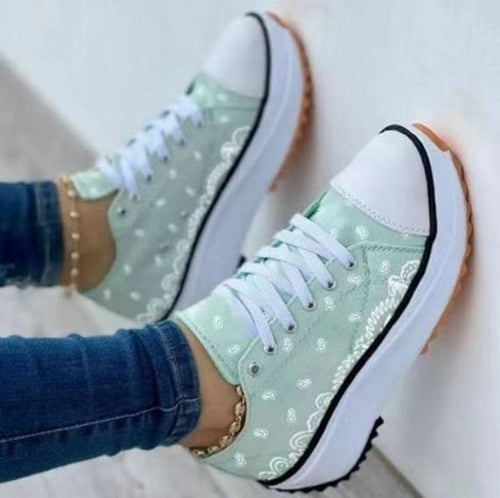 Fashion Sneakers - Step Up Your Style with Comfortable Footwear